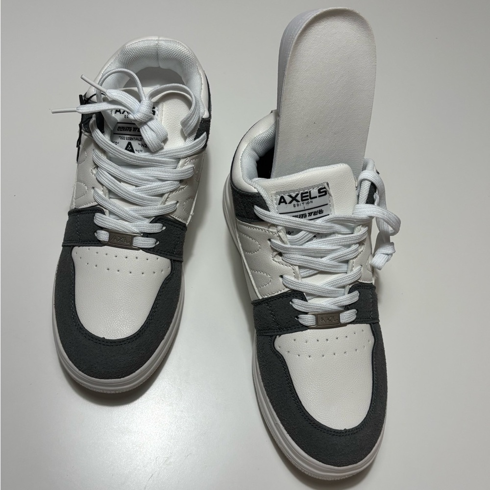 AXELS Black and White Men's Sneakers - Picture 8 of 10